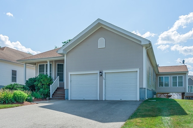 view of front facade featuring a garage