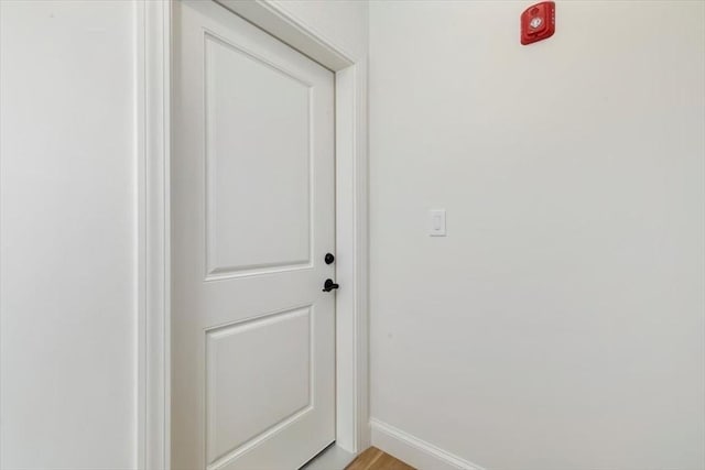 106 Broadway, Salem, MA 01970 - doorway with baseboards