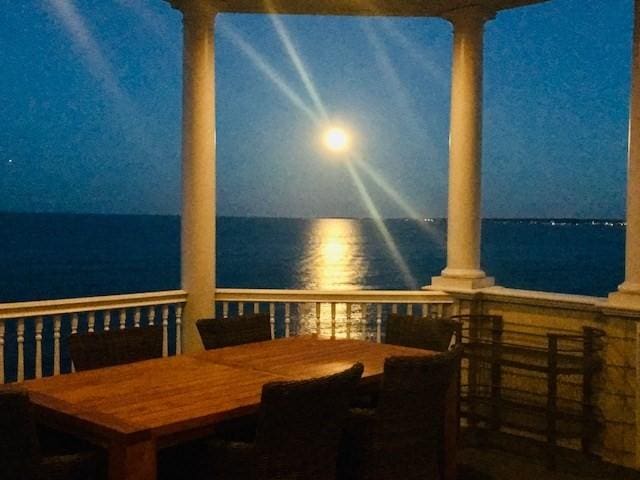 2 Bluff Rd, Hull, MA 02045 - dining space with a water view