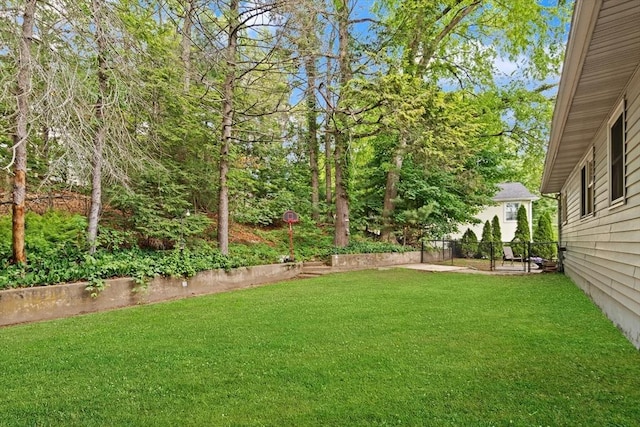 10 Powderhouse Cir, Wilmington, MA 01887 - view of green lawn