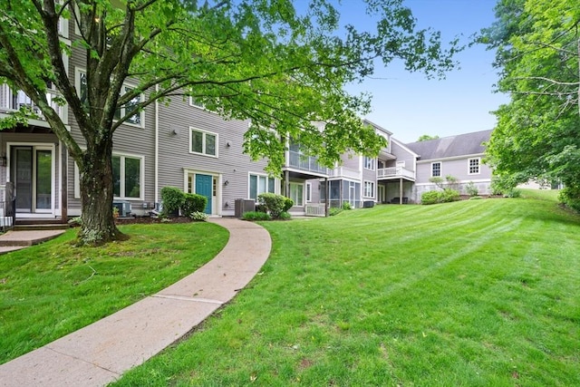 501 Lexington St Unit 35, Waltham, MA 02452 - view of grassy yard