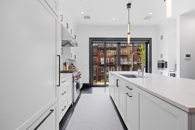 8 Rutland Sq Unit 2, Boston, MA 02118 - pantry featuring a sink