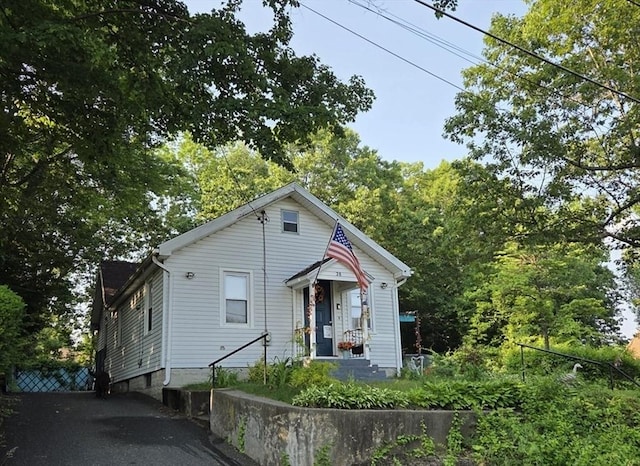 28 Hartley St, Springfield, MA 01104 - view of front facade