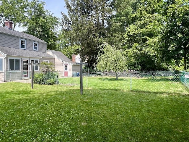 65 Franklin Rd, Longmeadow, MA 01106 - view of fenced backyard