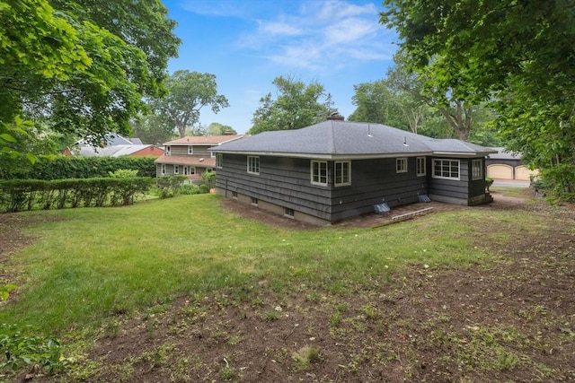 14 Forty Steps Ln, Nahant, MA 01908 - rear view of property featuring a lawn