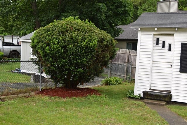 130 Windham Rd, Boston, MA 02136 - view of yard