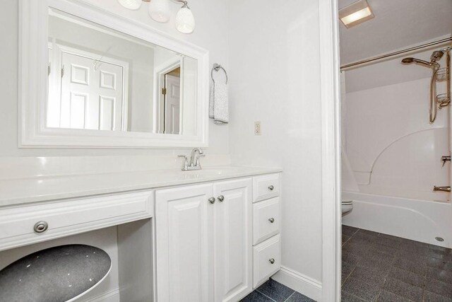 4 Olde Logging Rd, Marion, MA 02738 - bathroom with vanity, toilet, and washtub / shower combination