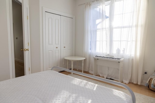 bedroom with a closet