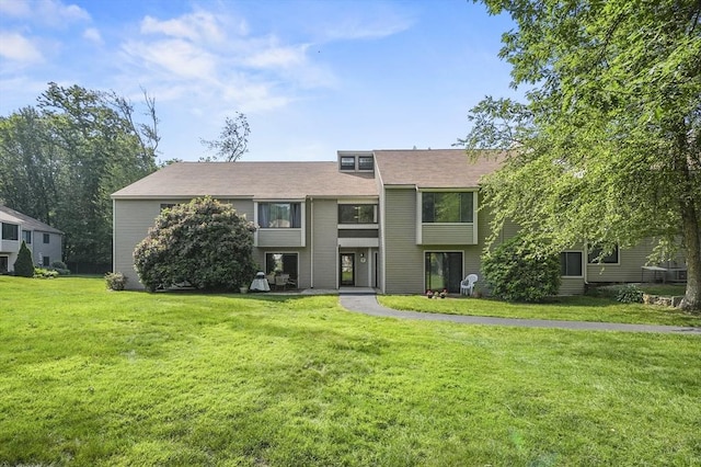 7 Thayer Pond Dr Unit 11, Oxford, MA 01537 - multi unit property with a front lawn