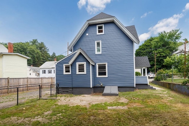3 Aspen Ct, Ware, MA 01082 - rear view of property with a fenced backyard