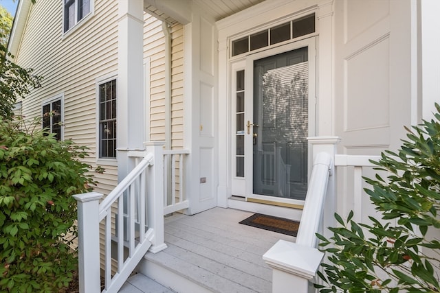 property entrance with a porch