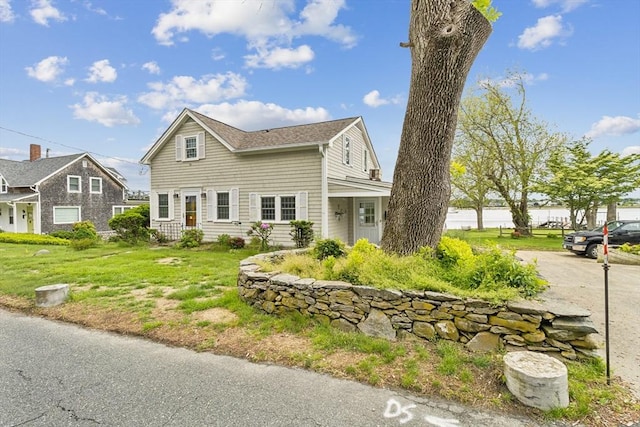650 Pearse Rd, Swansea, MA 02777 - traditional home featuring a front lawn