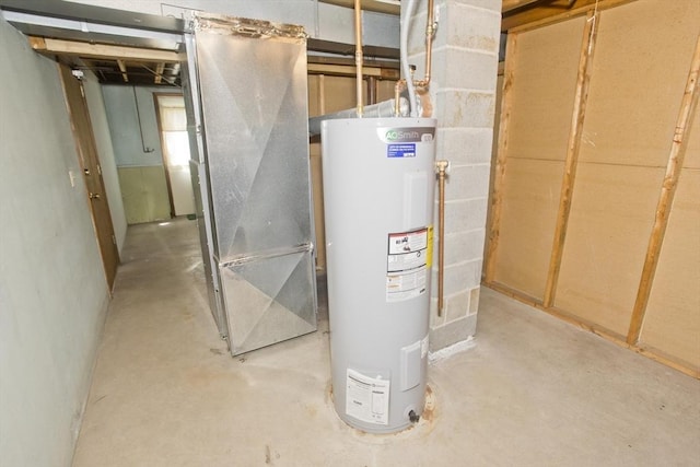 51 Hardy St, Springfield, MA 01129 - utilities featuring electric water heater