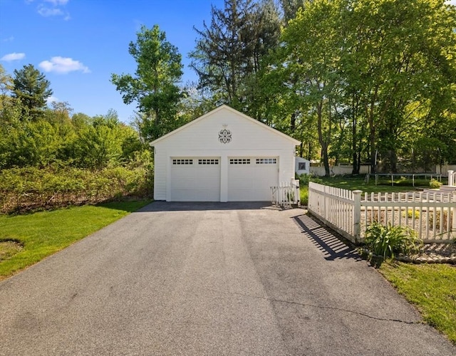 71 Dudley St, Marlborough, MA 01752 - view of detached garage