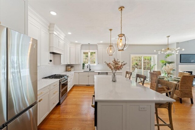 11 Chadwick Rd, Hudson, MA 01749