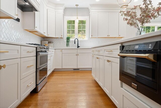 11 Chadwick Rd, Hudson, MA 01749