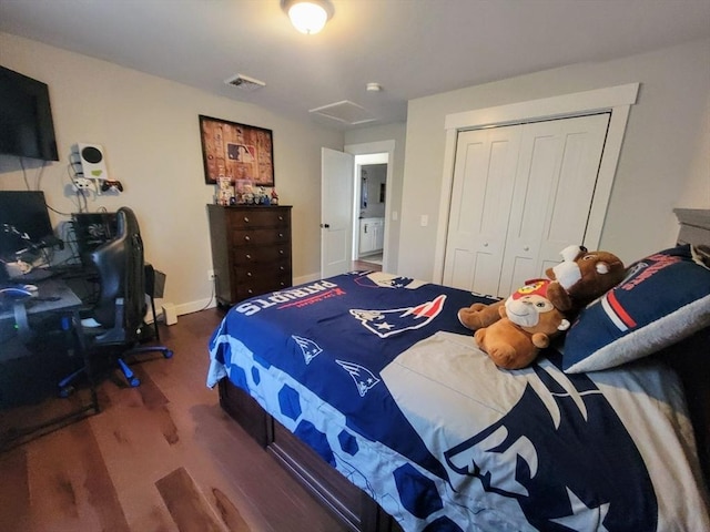 391 Gibbs St, Fall River, MA 02720 - bedroom featuring wood finished floors and a closet
