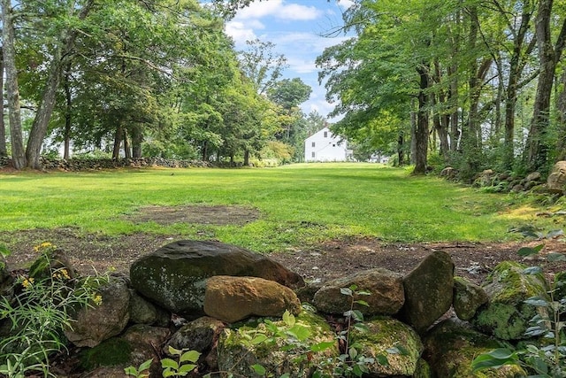 9 The Cmn, Royalston, MA 01368 - view of green lawn