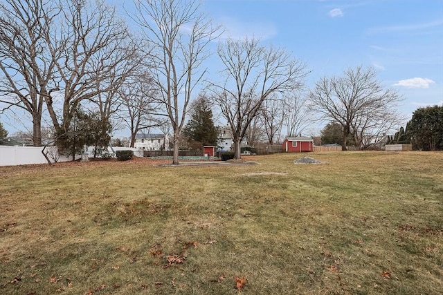 view of yard with a shed