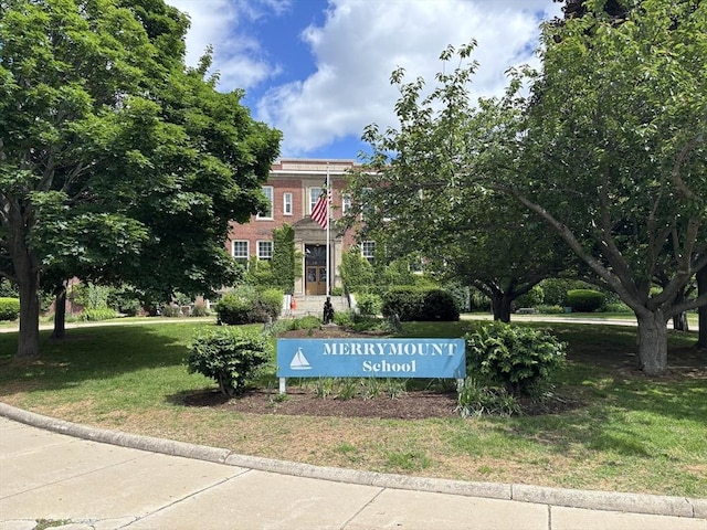 24 Neponset Rd, Quincy, MA 02169 - view of home's community featuring a lawn