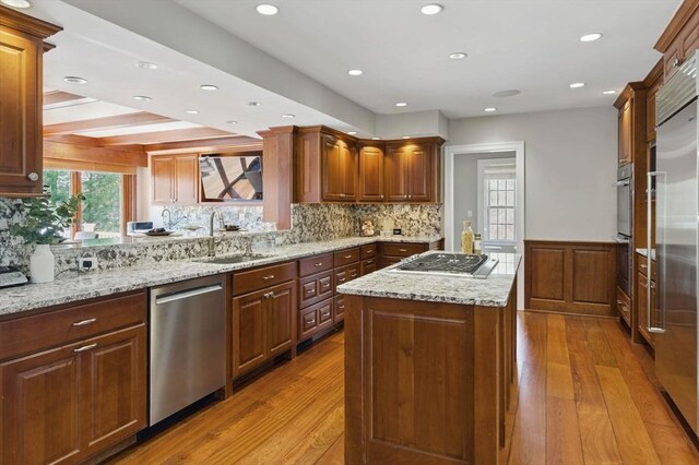 58 Bridle Path, Tewksbury, MA 01876 - kitchen with light wood-style floors, a sink, appliances with stainless steel finishes, and recessed lighting