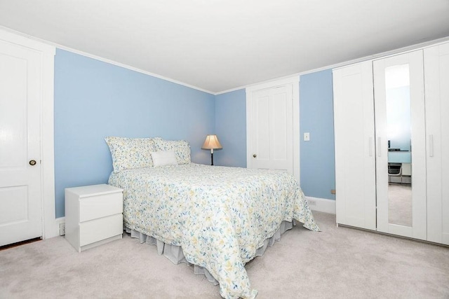 670 Front St, Marion, MA 02738 - bedroom featuring light colored carpet and ornamental molding