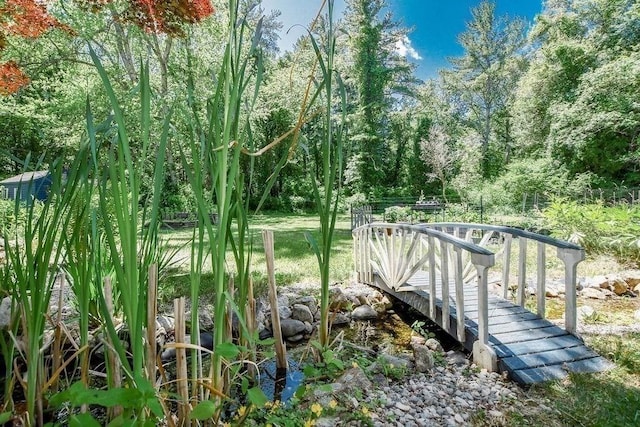 670 Front St, Marion, MA 02738 - view of yard