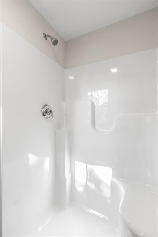 59 Altamont St, Haverhill, MA 01830 - full bath featuring a shower