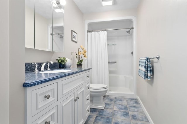 2 Cider Mill Rd, Peabody, MA 01960 - bathroom with vanity, curtained shower, toilet, and baseboards
