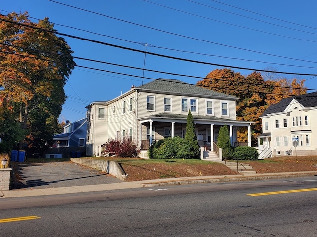 view of front of house