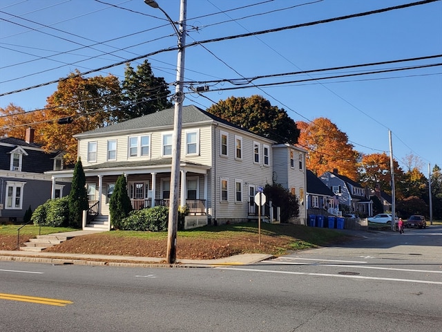 view of front of home with covered porch