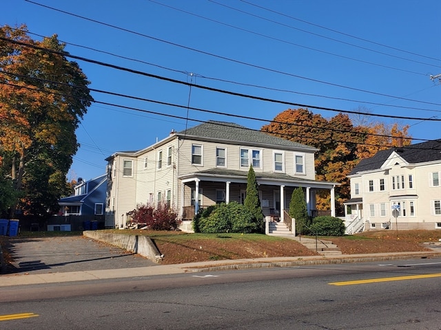 view of front of house featuring a porch