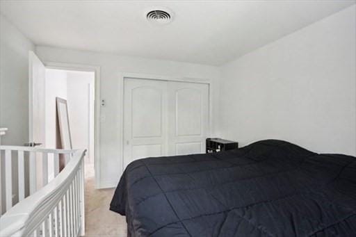 bedroom featuring a closet