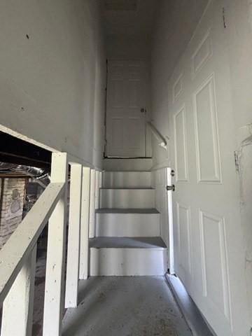 404 Brayton Ave, Fall River, MA 02721 - view of staircase