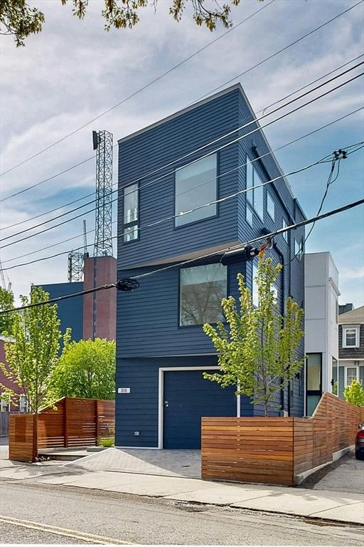 view of contemporary house