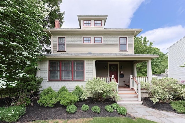 5 Baxter St, Westborough, MA 01581 - traditional style home with a porch and a chimney