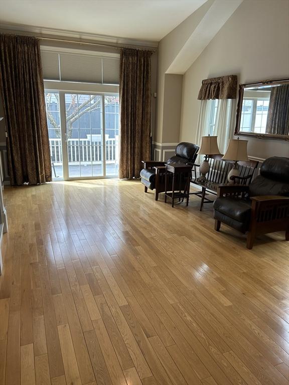 1 Hayloft Ln Unit 1, Marshfield, MA 02050 - living area featuring light wood-type flooring