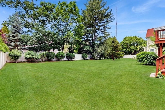41 Lee Rd, Needham, MA 02494 - view of yard