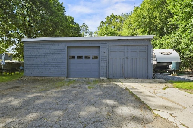619 Crescent St, Brockton, MA 02302 - view of detached garage