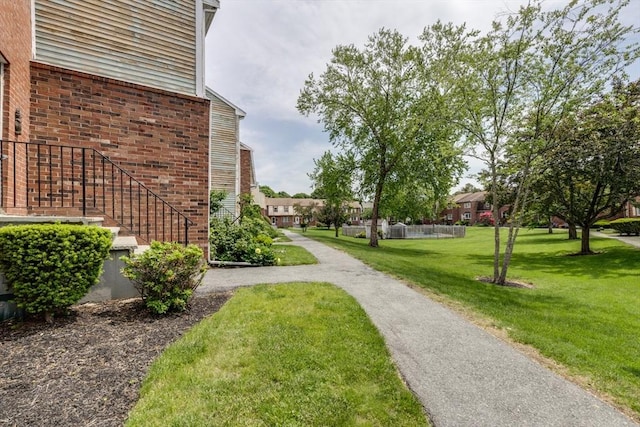 6 Loring Hills Ave Unit G4, Salem, MA 01970 - surrounding community with a yard