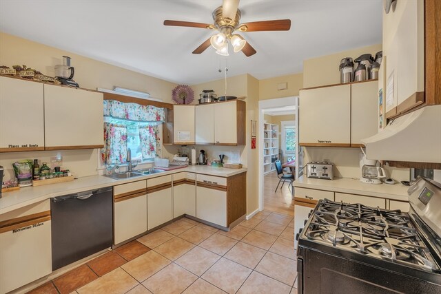 kitchen with light hardwood / wood-style flooring, ceiling fan, black dishwasher, stove, and sink