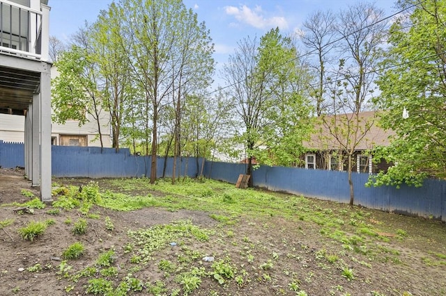 view of yard featuring fence