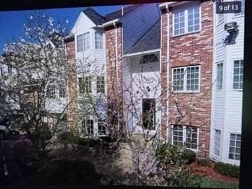 121 Tall Oaks Dr Unit F, Weymouth, MA 02190 - view of building exterior