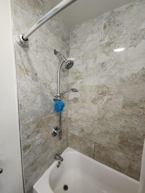 14 Russell St, Everett, MA 02149 - bathroom with tub / shower combination