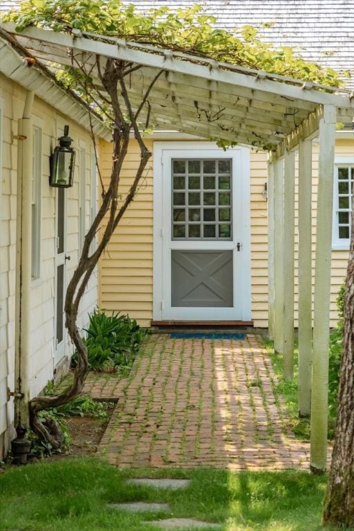 17 Indian Trl, Barnstable, MA 02655 - view of outdoor structure with a pergola