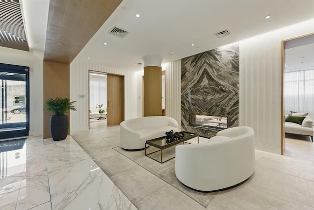 community lobby featuring recessed lighting