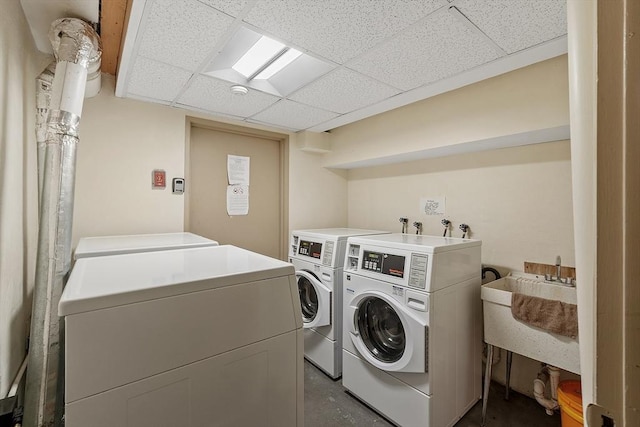 176 Maple Ave Unit 5-5, Rutland, MA 01543 - shared laundry room featuring independent washer and dryer