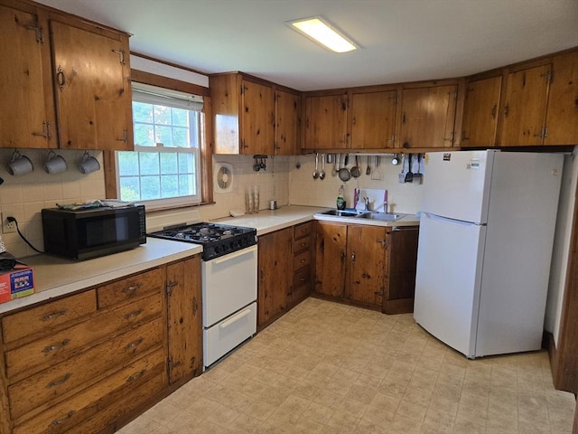 22 Cypress, Falmouth, MA 02536