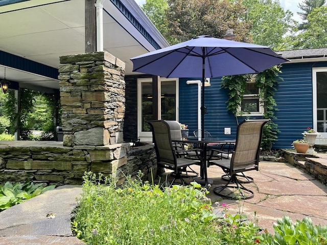 947 Burts Pit Rd, Northampton, MA 01062 - view of patio / terrace with outdoor dining space