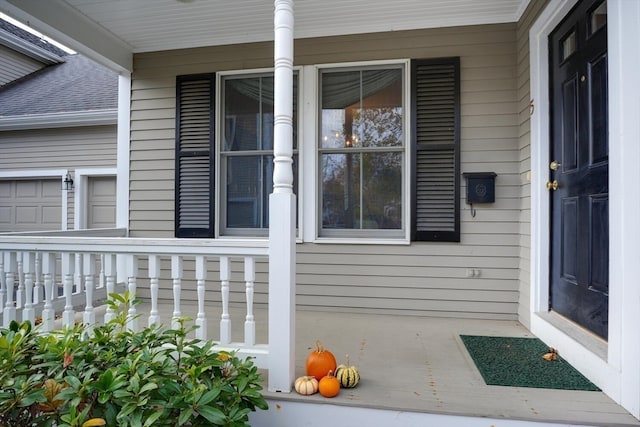 property entrance with a porch